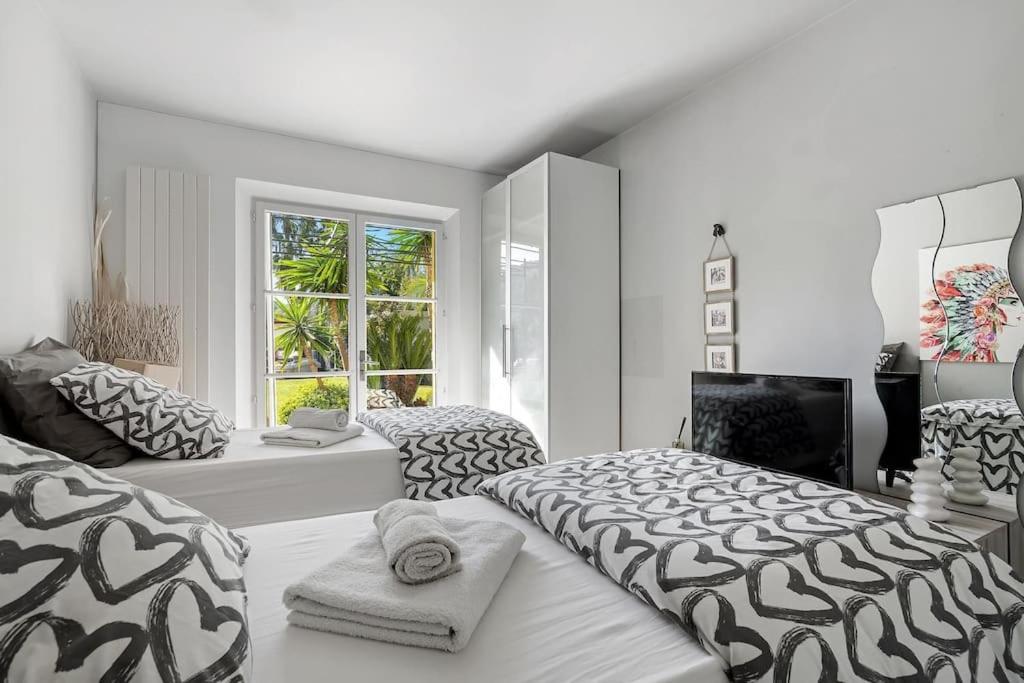 Grande Villa St-Tropez Area Avec Piscine Chauffee ガッサン エクステリア 写真