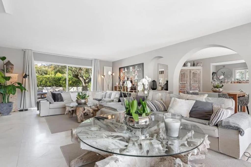 Grande Villa St-Tropez Area Avec Piscine Chauffee ガッサン エクステリア 写真