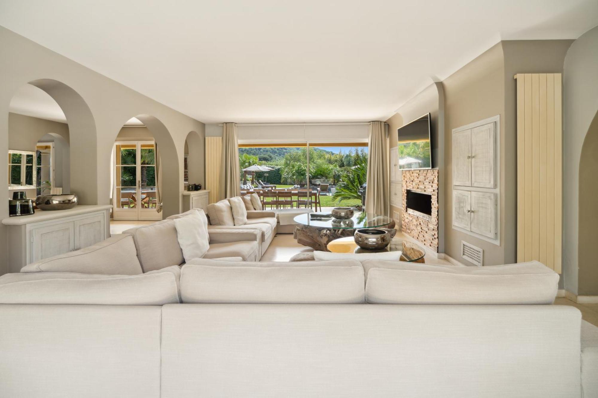 Grande Villa St-Tropez Area Avec Piscine Chauffee ガッサン エクステリア 写真